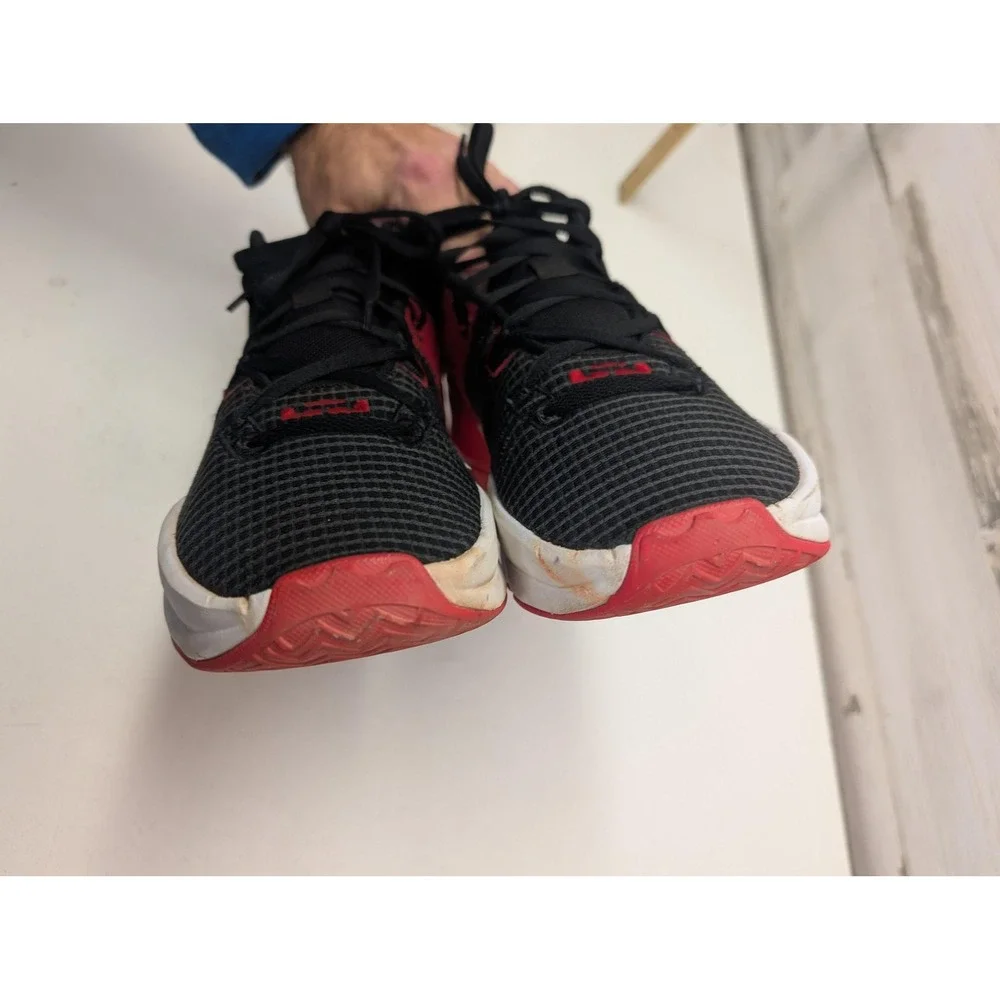 Nike LeBron Witness 7 Black University Red Basketball Shoes DM1123-005 Mens 10.5